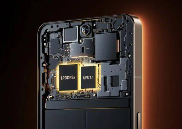 12GB秒变20GB！融合内存拯救老手机？别闹了