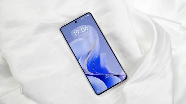 vivo开启“清仓模式”，从3299元跌至2139元，16GB+512GB+6000mAhvivo手机价格「vivo开启“清仓模式”，从3299元跌至2139元，16GB+512GB+6000mAh」