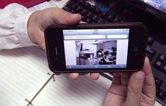教你如何将旧手机改装成监控摄像头手机改装「教你如何将旧手机改装成监控摄像头」