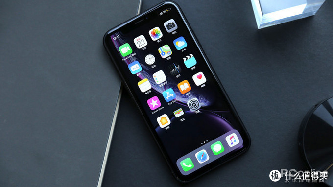 iPhone XR深度评测：简配“降”价，不降的是高端定位