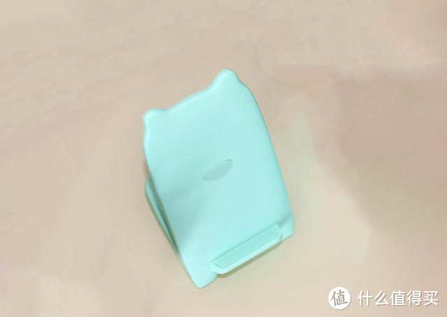 手机配件老品牌耐尔金推无线充电器，外观超萌还支持10W快速充电