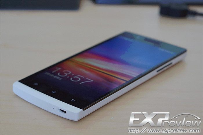 从iPhone的3.5寸480<i></i>x320分辨率讲起：手机屏幕十年变迁史，它改变了我们的生活！
